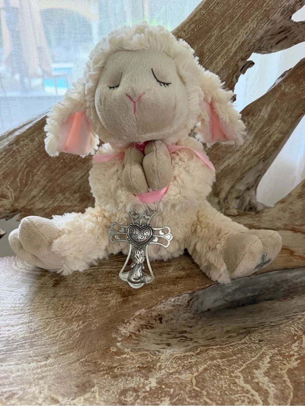 Ganz Serenity Lamb with Crib Cross "Jesus Loves Me" Plush Toy